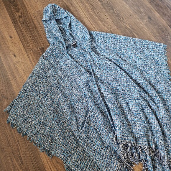 💙 Steve Madden Knit Hood Open Front Cape One Size Fits Most Pockets Boho Fall H - Picture 2 of 8